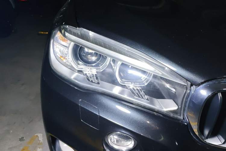 Used BMW X5 2014 xDrive35i Leading Model Right Front Headlight