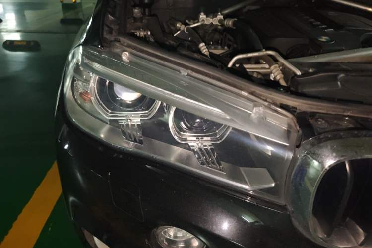Used BMW X5 2014 xDrive35i Elegant Edition Right Front Headlight