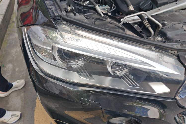 Used BMW X5 2014 xDrive35i Elegant Edition Right Front Headlight