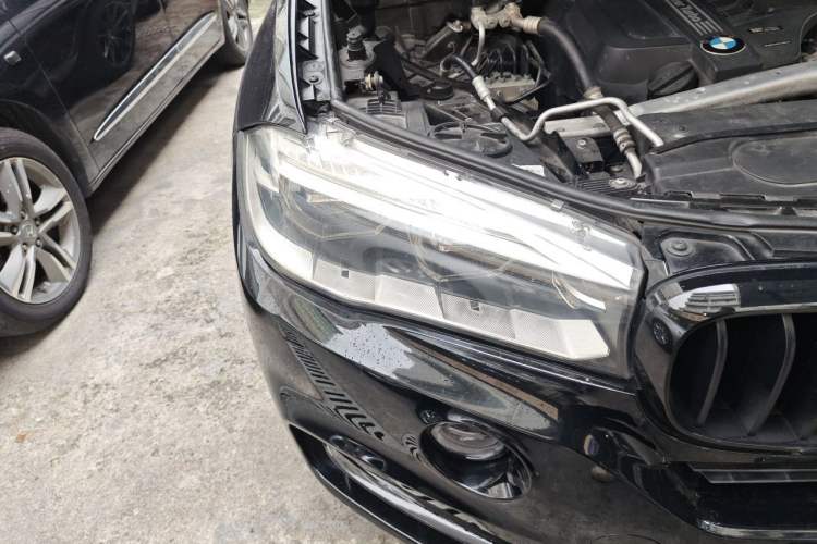 Used BMW X5  Right Front Headlight