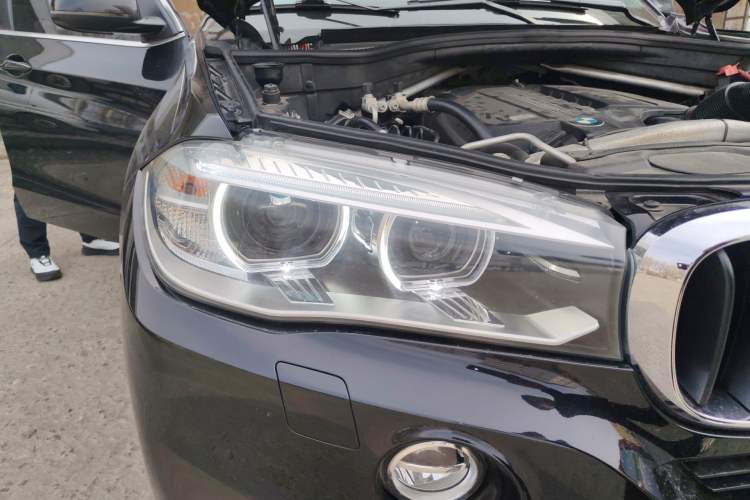 Used BMW X5 2014 xDrive35i Leading Model Right Front Headlight