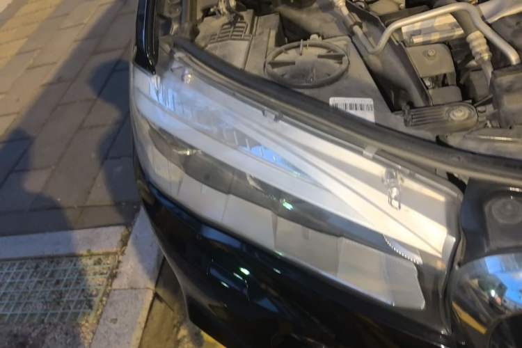 Used BMW X5 2014 xDrive35i Luxury Edition Right Front Headlight