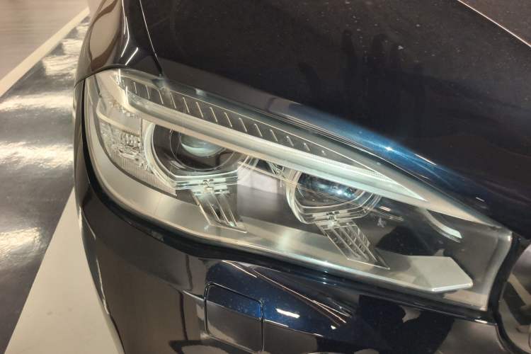 Used BMW X5 2014 xDrive35i Luxury Edition Right Front Headlight