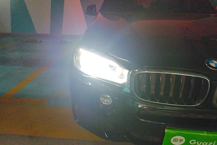 Used BMW X5 2014 xDrive35i Elegant Edition Right Front Headlight
