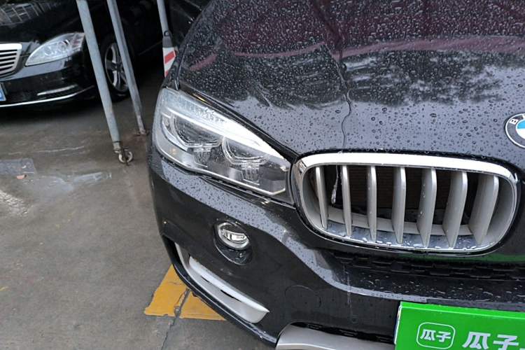 Used BMW X5  Right Front Headlight