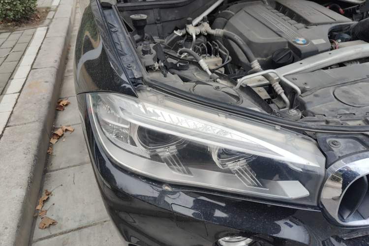 Used BMW X5 2014 xDrive35i Luxury Edition Right Front Headlight