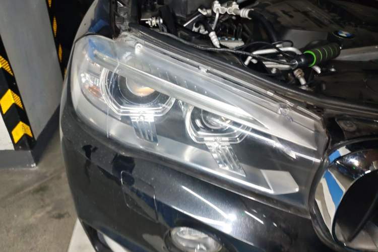 Used BMW X5 2014 xDrive35i Elegant Edition Right Front Headlight