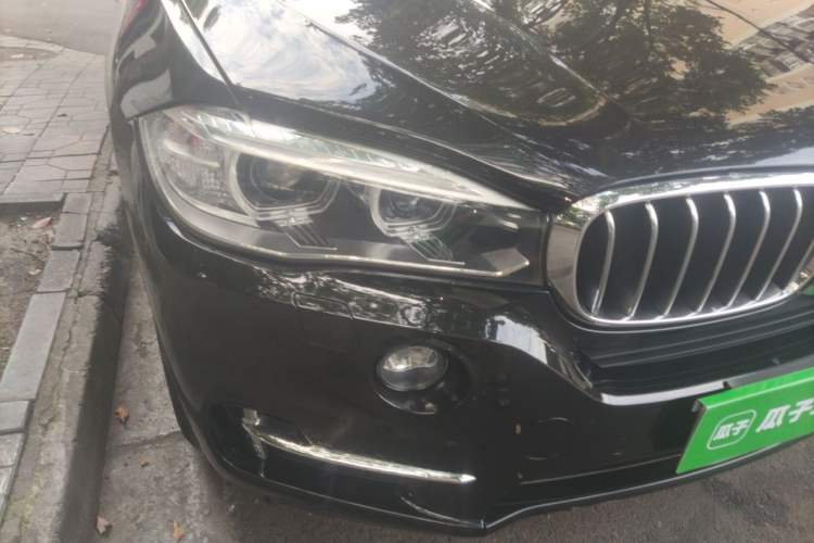 Used BMW X5  Right Front Headlight