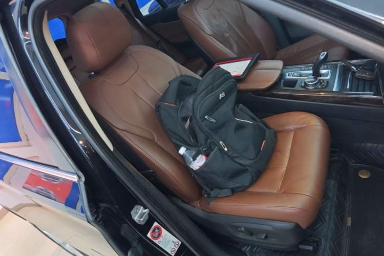 Used BMW X5 2014 xDrive35i Elegant Edition Right Front Seat