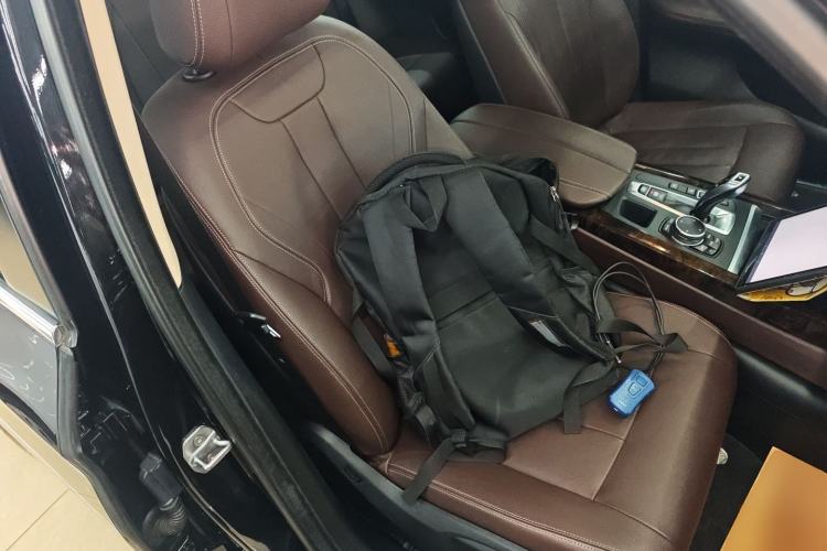 Used BMW X5 2014 xDrive35i Elegant Edition Right Front Seat