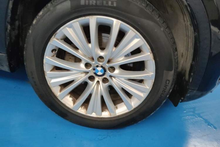 Used BMW X5 2014 xDrive35i Leading Model Right Front Wheel Hub