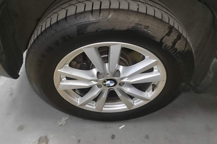 Used BMW X5 2014 xDrive35i Elegant Edition Right Rear Wheel Hub