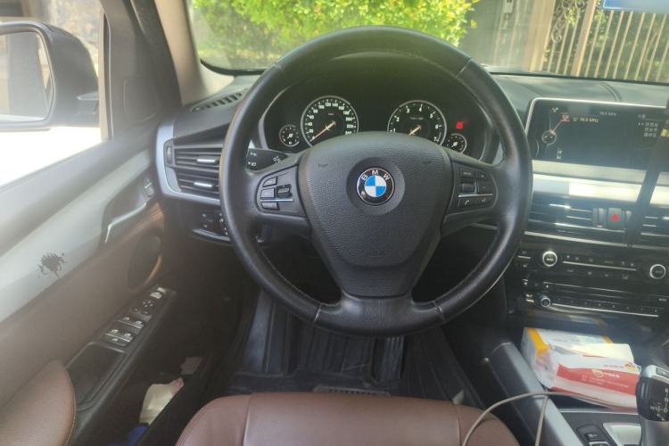 Used BMW X5 2014 xDrive35i Elegant Edition Steering Wheel