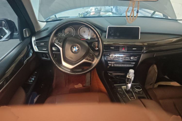 Used BMW X5 2014 xDrive35i Elegant Edition Steering Wheel