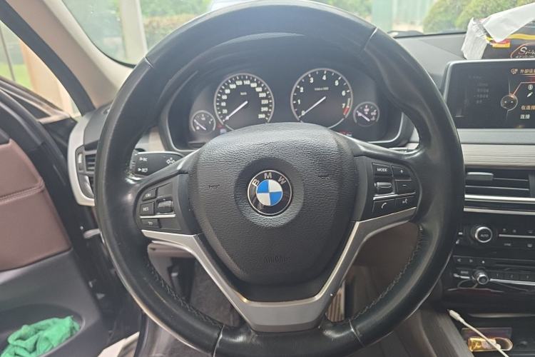 Used BMW X5 2014 xDrive35i Leading Model Steering Wheel