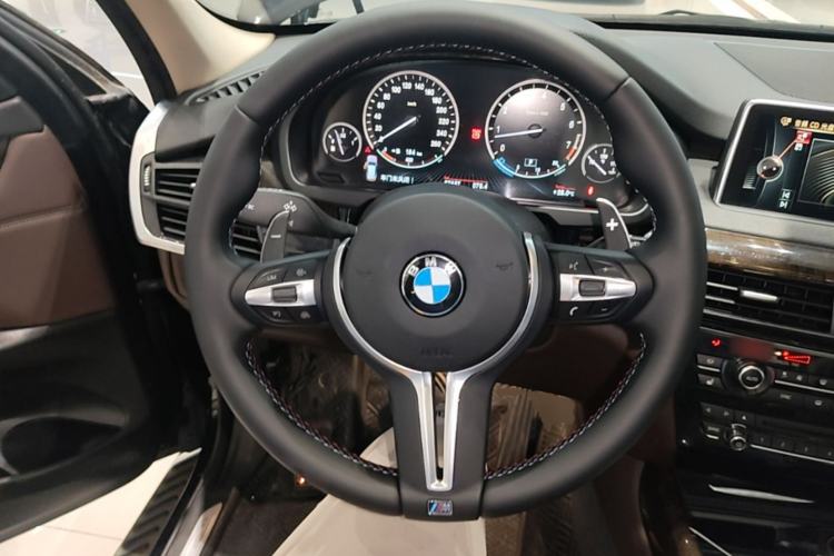 Used BMW X5 2014 xDrive35i Elegant Edition Steering Wheel