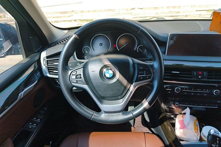 Used BMW X5 2014 xDrive35i Elegant Edition Steering Wheel