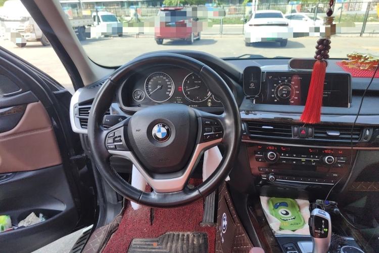 Used BMW X5 2014 xDrive35i Leading Model Steering Wheel