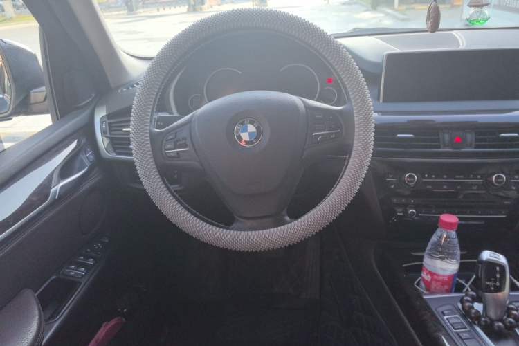Used BMW X5 2014 xDrive35i Elegant Edition Steering Wheel