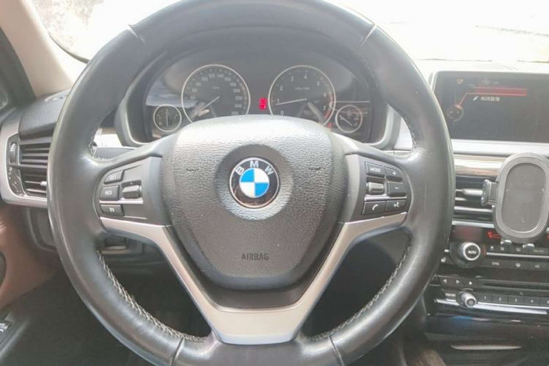 Used BMW X5 2014 xDrive35i Leading Model Steering Wheel