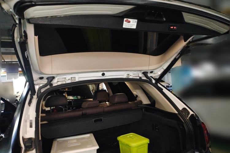 Used BMW X5  Trunk