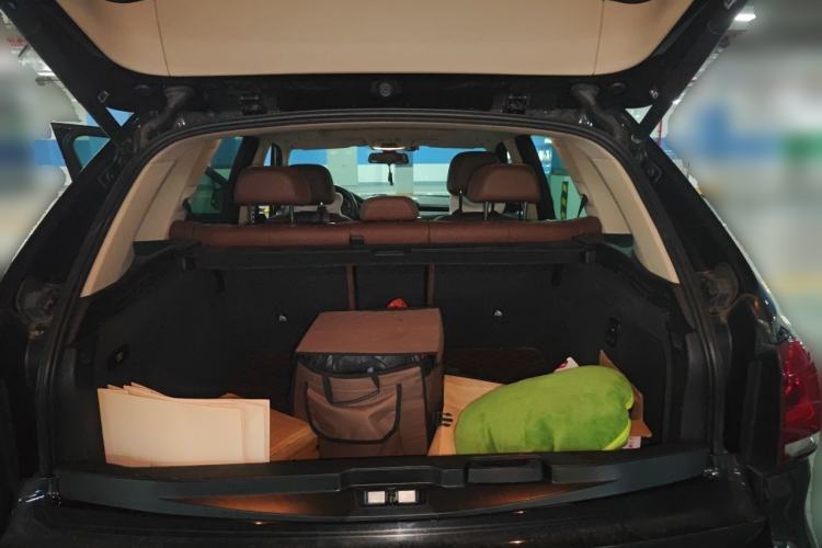 Used BMW X5 2014 xDrive35i Elegant Edition Trunk