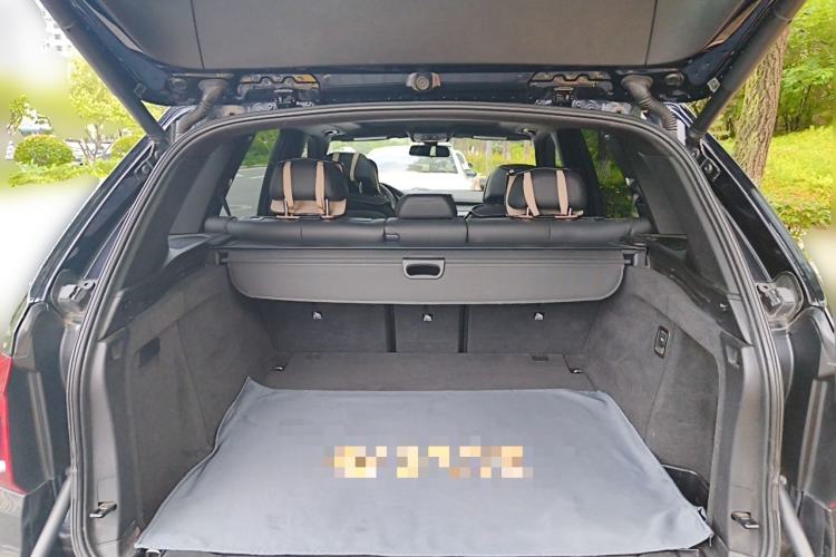 Used BMW X5  Trunk