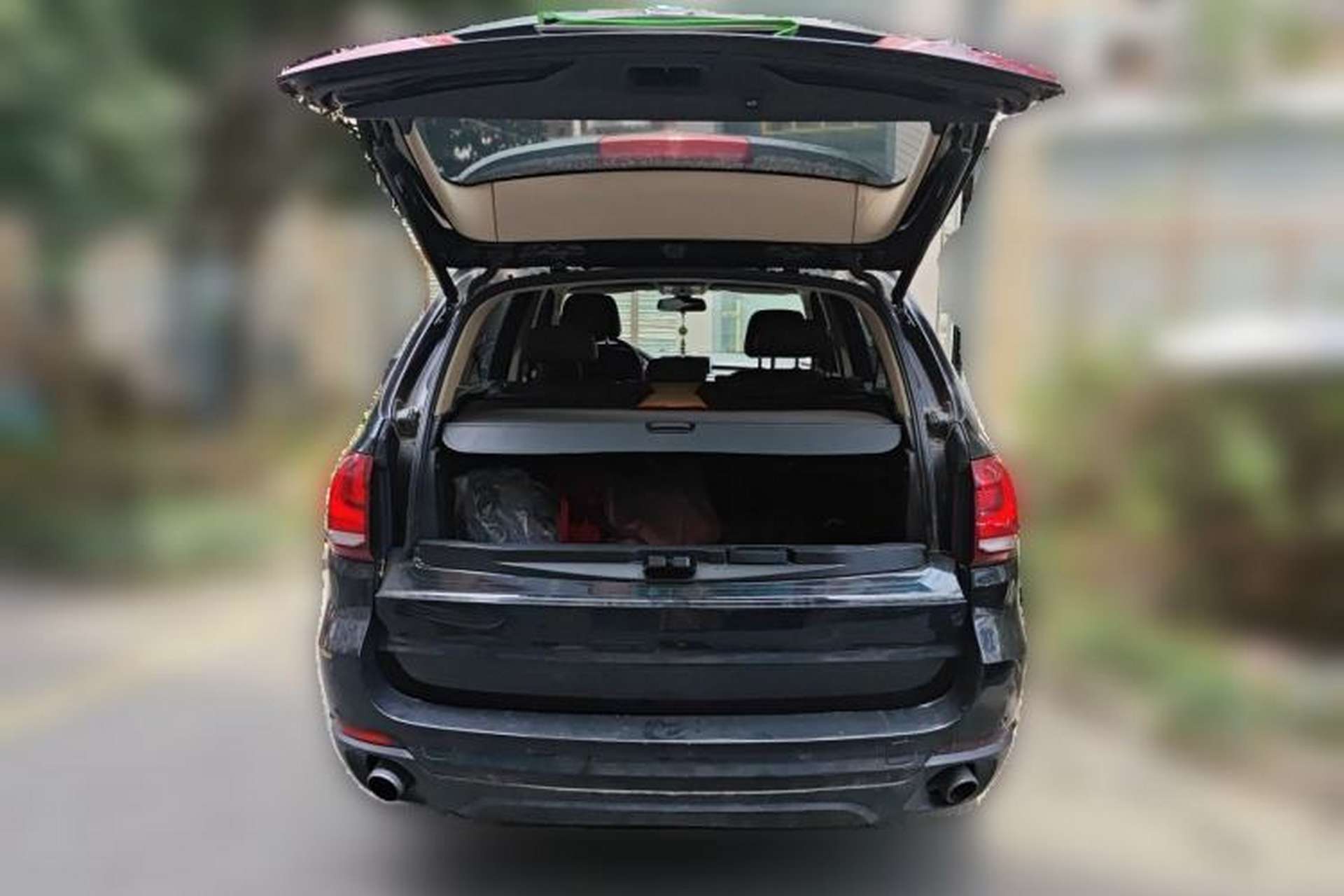 Used BMW X5 2014 xDrive35i Leading Model Trunk
