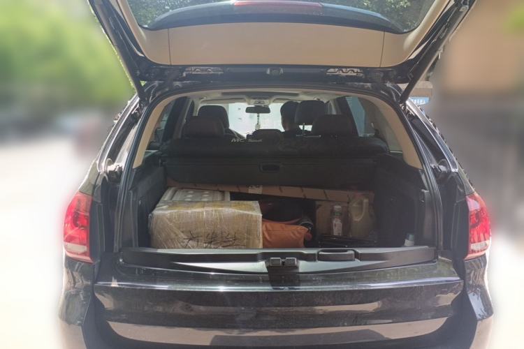 Used BMW X5 2014 xDrive35i Elegant Edition Trunk