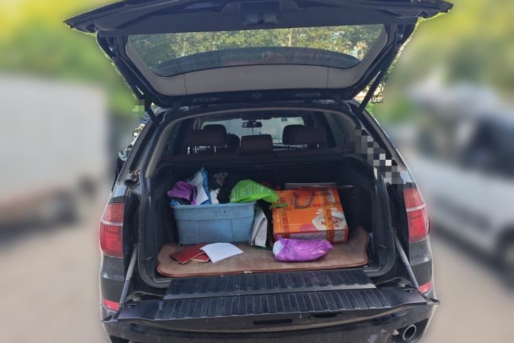 Used BMW X5  Trunk