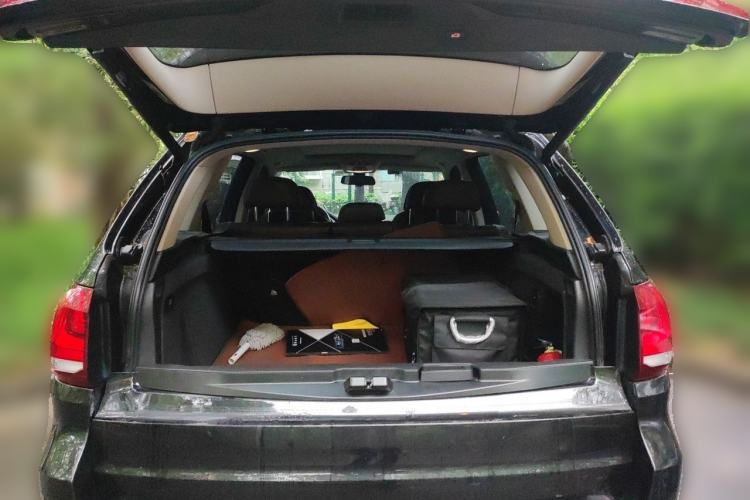 Used BMW X5 2014 xDrive35i Luxury Edition Trunk