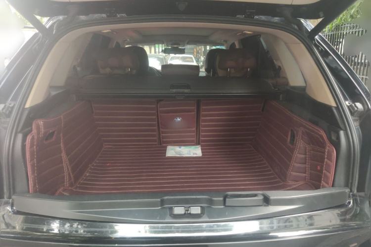 Used BMW X5  Trunk
