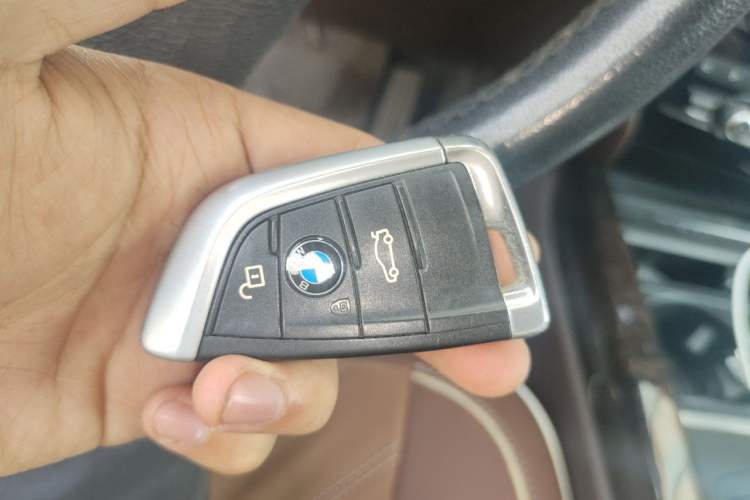 Used BMW X5 2014 xDrive35i Elegant Edition Vehicle Key