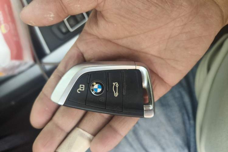 Used BMW X5 2014 xDrive35i Elegant Edition Vehicle Key