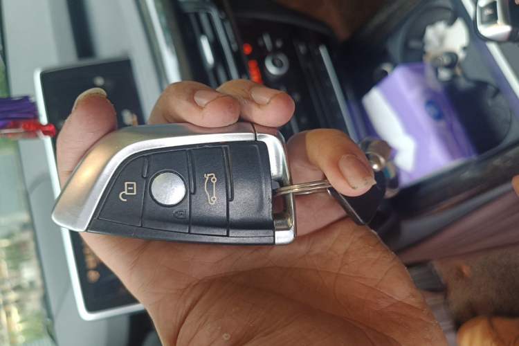 Used BMW X5 2014 xDrive35i Leading Model Vehicle Key