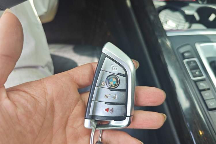 Used BMW X5 2014 xDrive35i Elegant Edition Vehicle Key