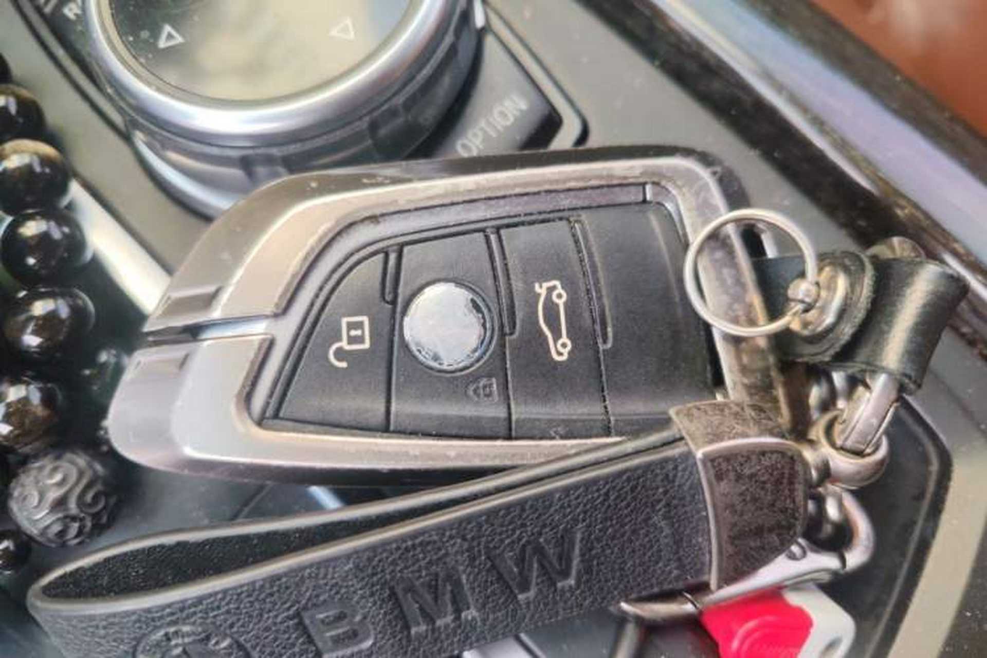 Used BMW X5  Vehicle Key