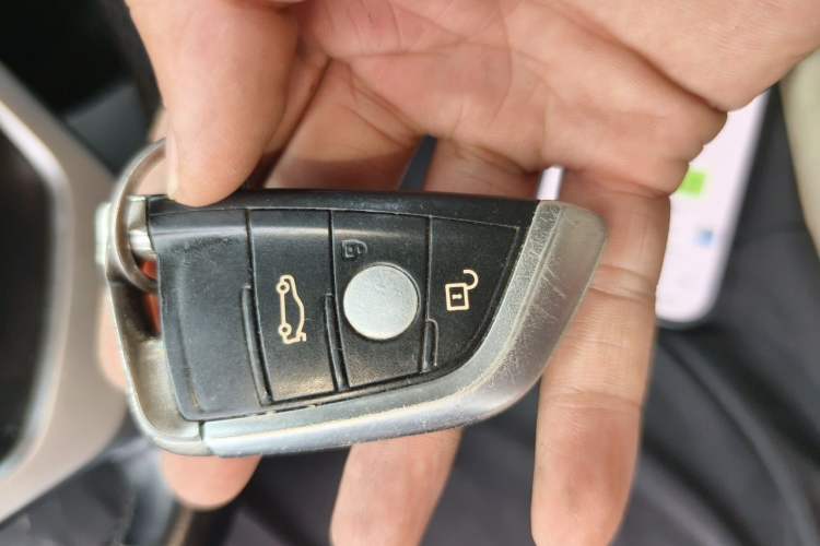 Used BMW X5 2014 xDrive35i Luxury Edition Vehicle Key