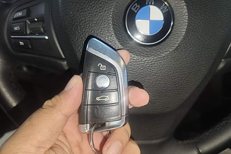 Used BMW X5 2014 xDrive35i Leading Model Vehicle Key