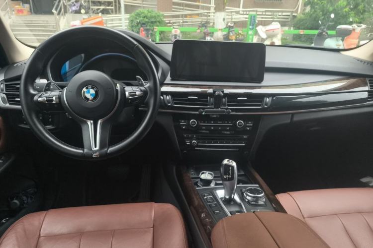 Used BMW X5 2014 xDrive35i Elegant Edition Center Console