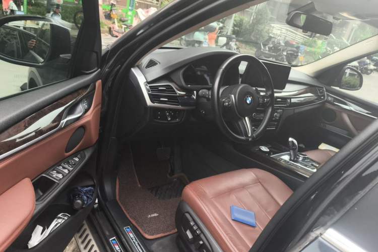 Used BMW X5 2014 xDrive35i Elegant Edition Driver Seat