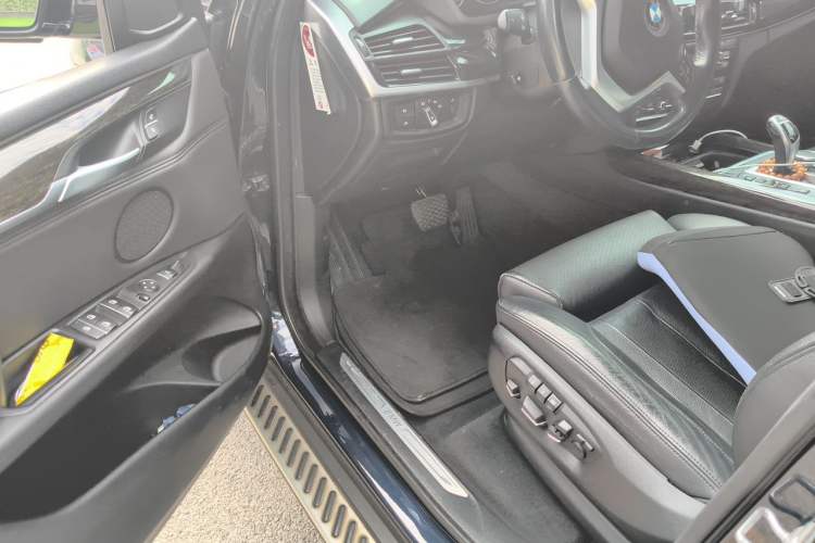 Used BMW X5 2014 xDrive35i Leading Model Driver Seat
