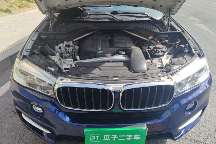 Used BMW X5 2014 xDrive35i Elegant Edition Engine Bay