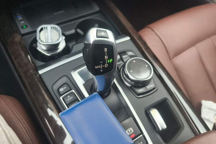 Used BMW X5 2014 xDrive35i Elegant Edition Gear Lever