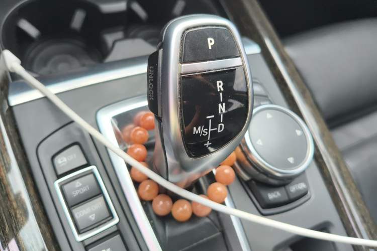 Used BMW X5 2014 xDrive35i Leading Model Gear Lever