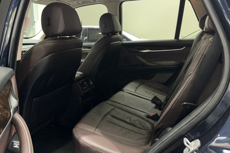 Used BMW X5 2014 xDrive35i Elegant Edition Interior 2