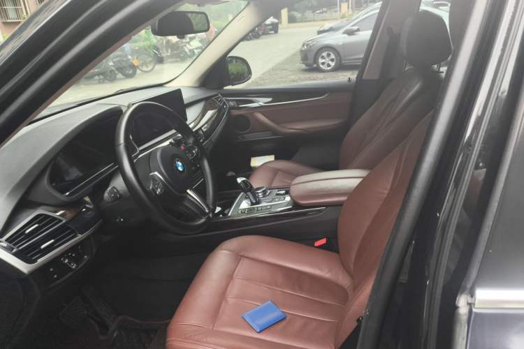 Used BMW X5 2014 xDrive35i Elegant Edition Left Front Seat