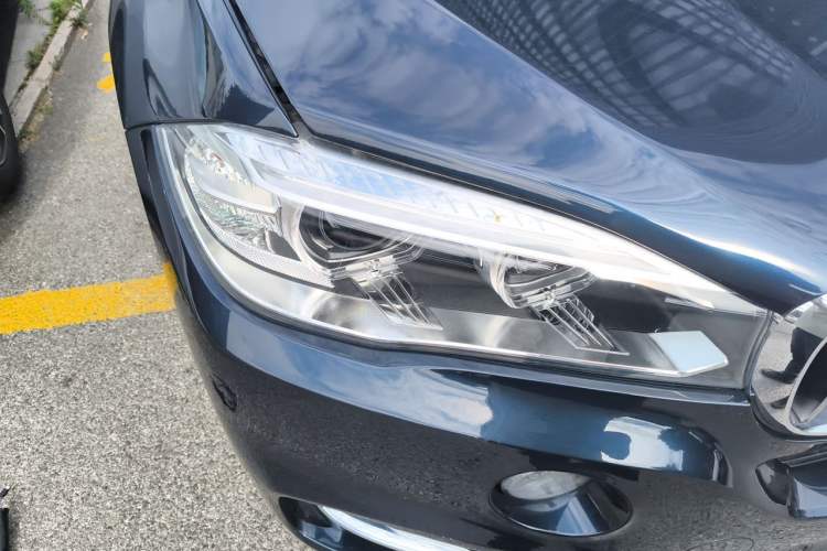 Used BMW X5 2014 xDrive35i Leading Model Right Front Headlight
