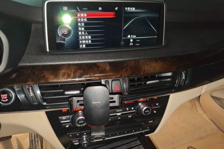 Used BMW X5 2014 xDrive35i Elegant Edition Audio And AC Panel