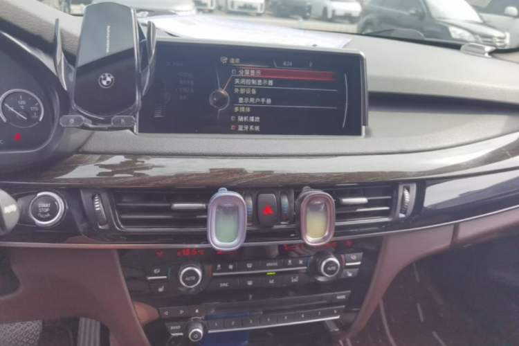 Used BMW X5 2014 xDrive35i Leading Model Audio And AC Panel
